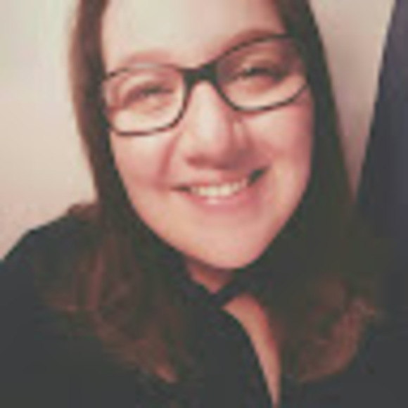 Meet your Posher, Beth - Picture 1 of 1